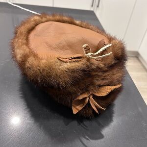 Women’s Vintage Brown Fur and Leather Hat